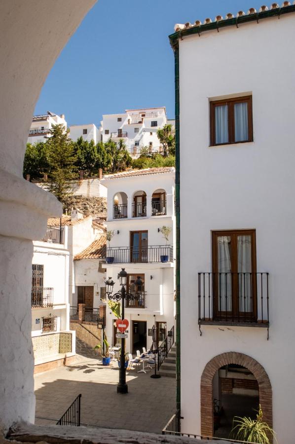 Olive & Ivy Guesthouse Canillas de Aceituno Exteriör bild